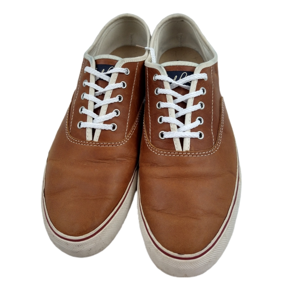 Fred Perry leather sneakers men's size 7 1/2 women's size 9 and 1/2 tan